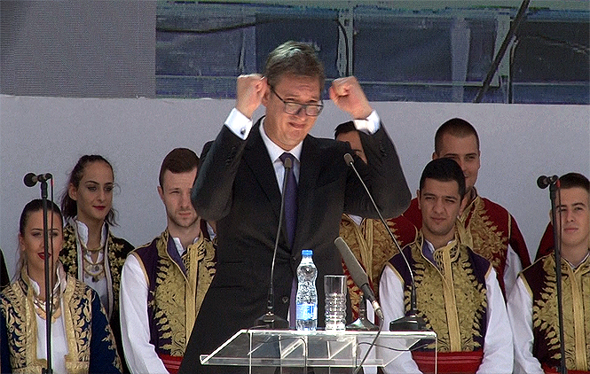 Vučić: Ponosan sam na borbu naše zemlje