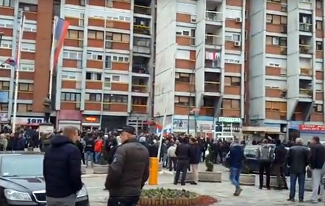U Kosovskoj Mitrovici mirno