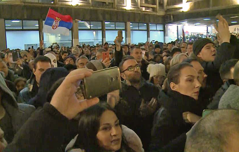 Protest „Stop krvavim košuljama“