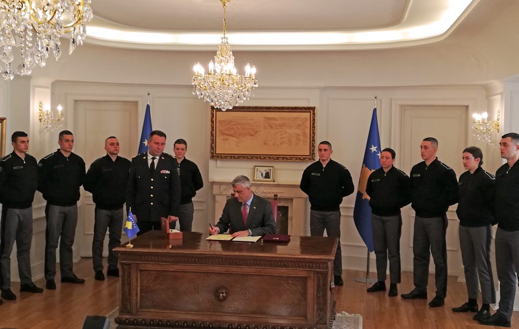 Tači potpisao zakone o transformaciji BSK