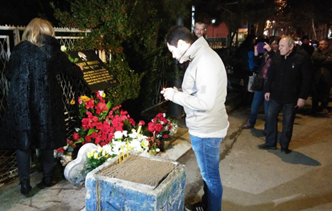 Sin Olivera Ivanovića: Cela porodica učestvuje u protestima