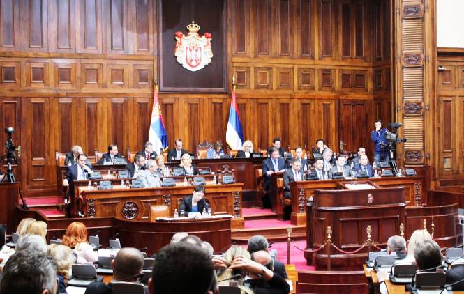 Poslanici danas o Kosovu, Vučić podnosi izveštaj