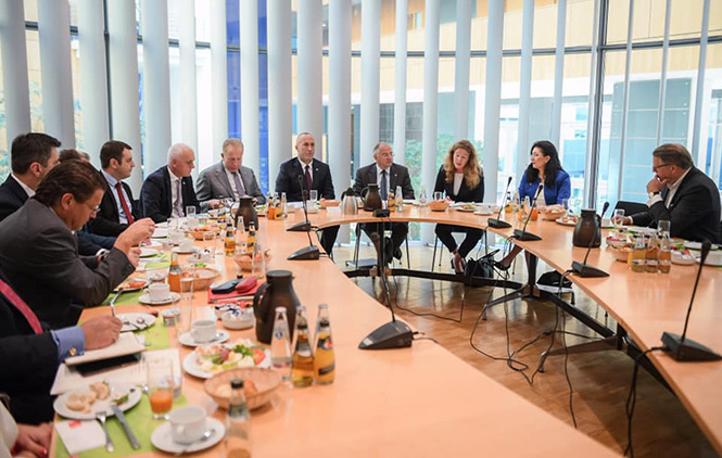 Haradinaj sa članovima Bundestaga o dijalogu i vizama