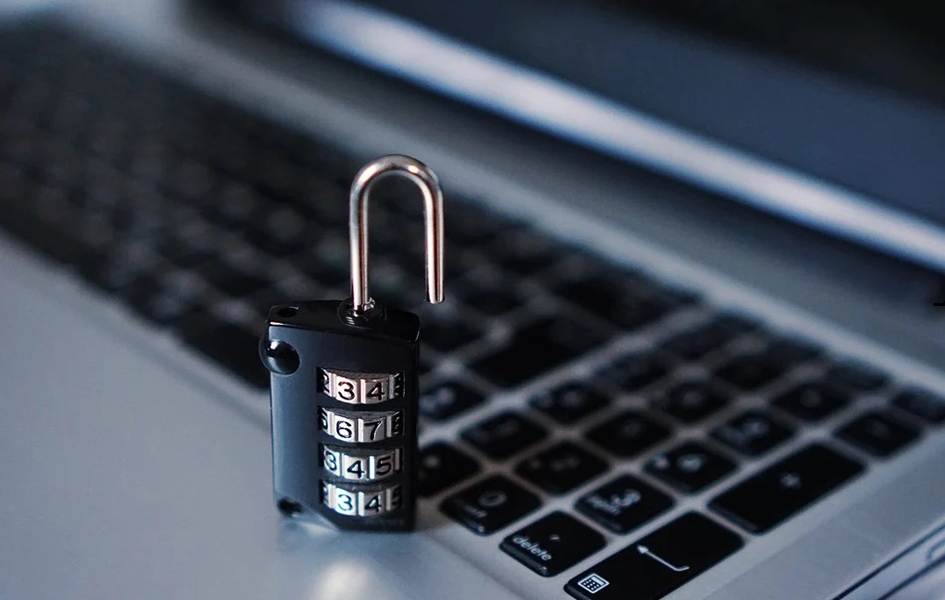 Hakerski napad na portal Riznica.net