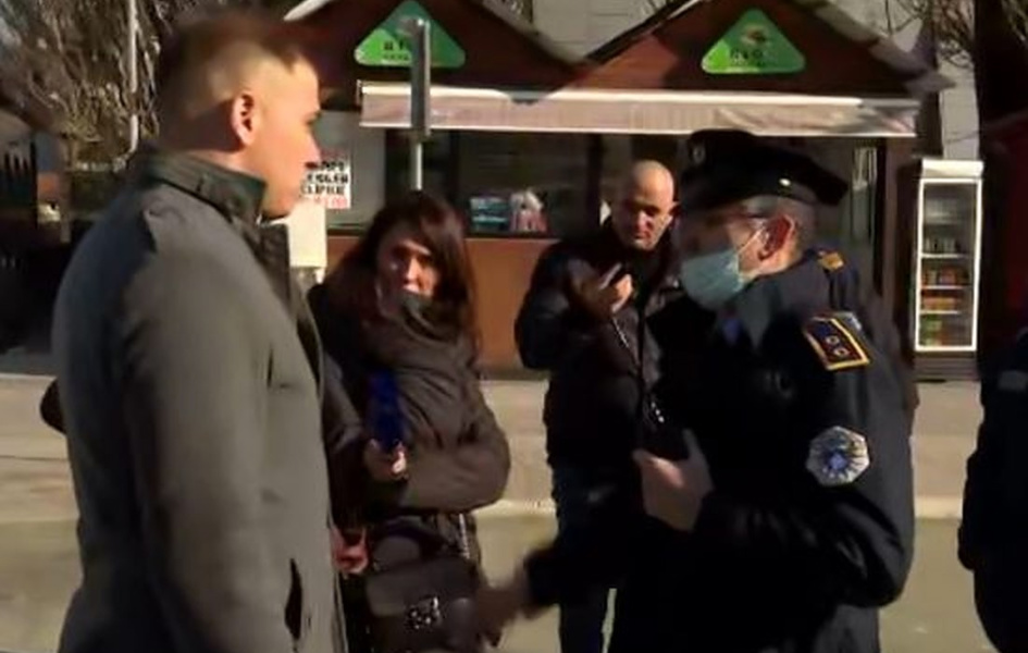 Članovi ’’Srpskog opstanka’’ pokušali da glasaju u pošti, policajac ih nije pustio