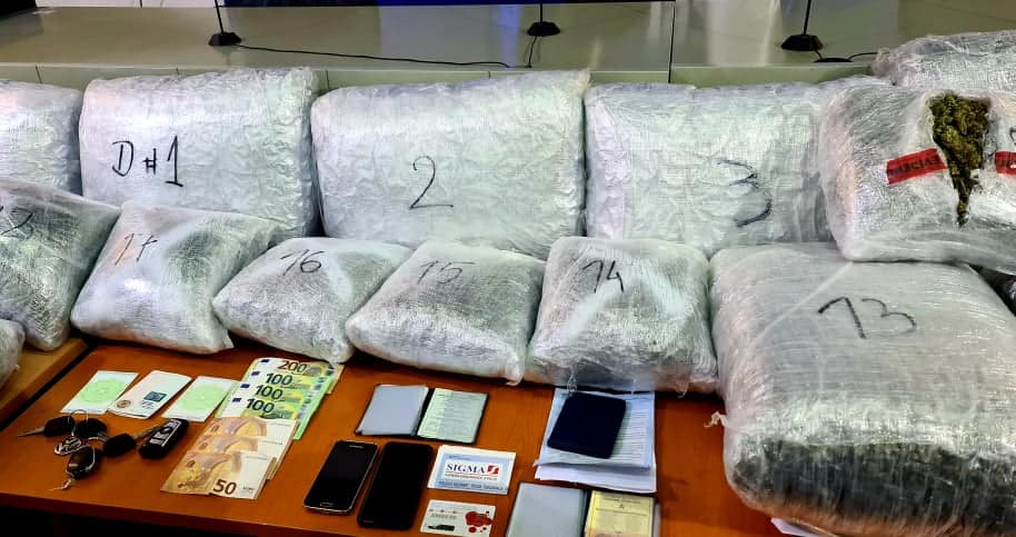 Kod Podujeva zaplenjeno preko 90 kilograma marihuane