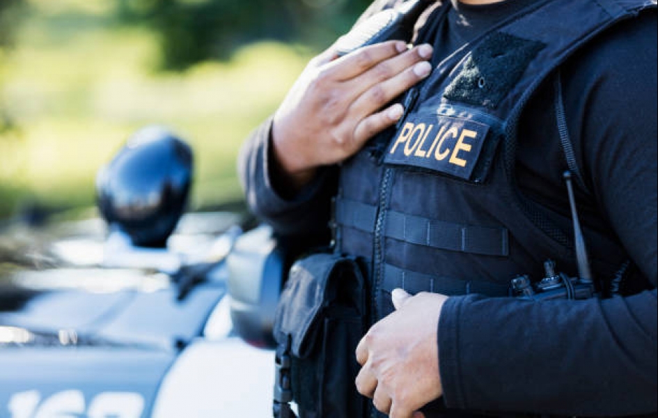Policija saslušala srpske mladiće uhapšene zbog kupovine amblema OVK