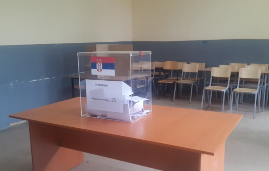 Birači sa Kosova na glasanje bez parola i zastava Srbije