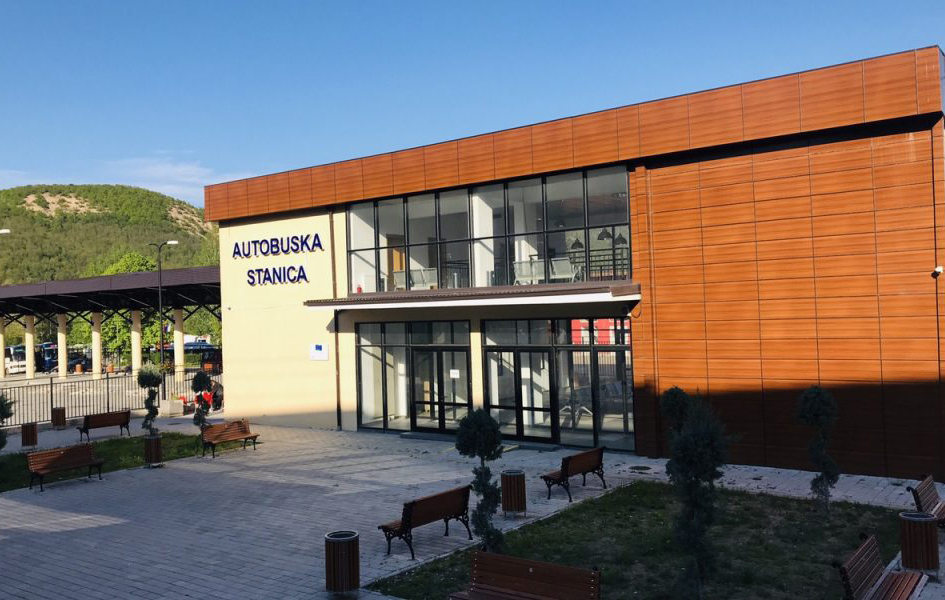 Obustava rada gradonačelnika usporava otvaranje autobuskih linija. Pokrenuta peticija