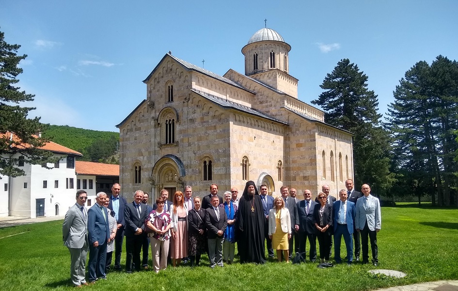 Ambasadori zemalja Kvinte posetili Visoke Dečane