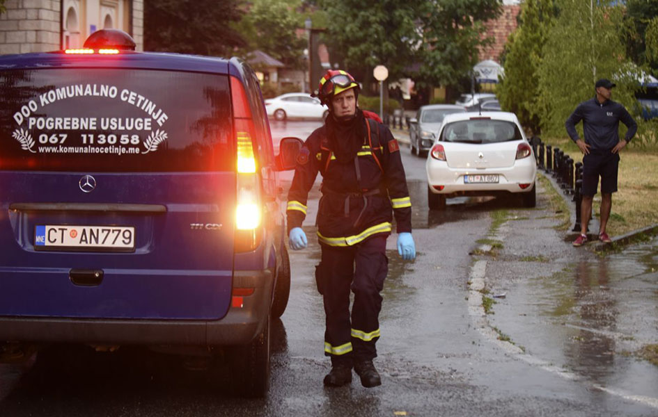 Na Cetinju ubijeno 11 osoba, među njima i dvoje dece, napadača ubio sugrađanin