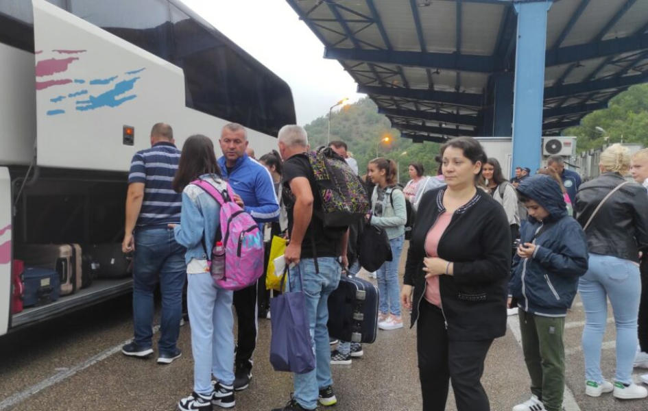MUP Kosova: Nismo vratili autobus; Vođa puta: Problemi i ranije