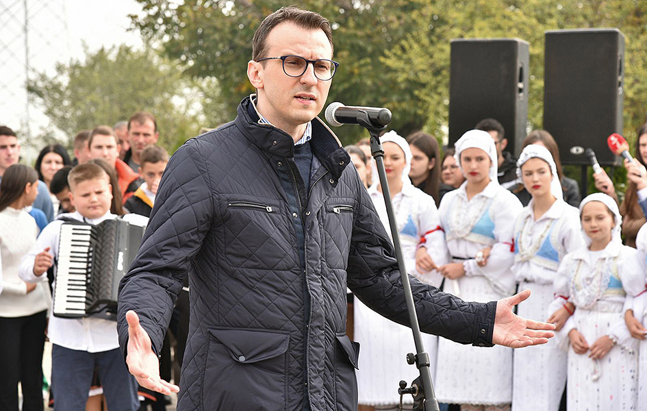 Petković u Pasjanu: Vaš opstanak je velika žrtva