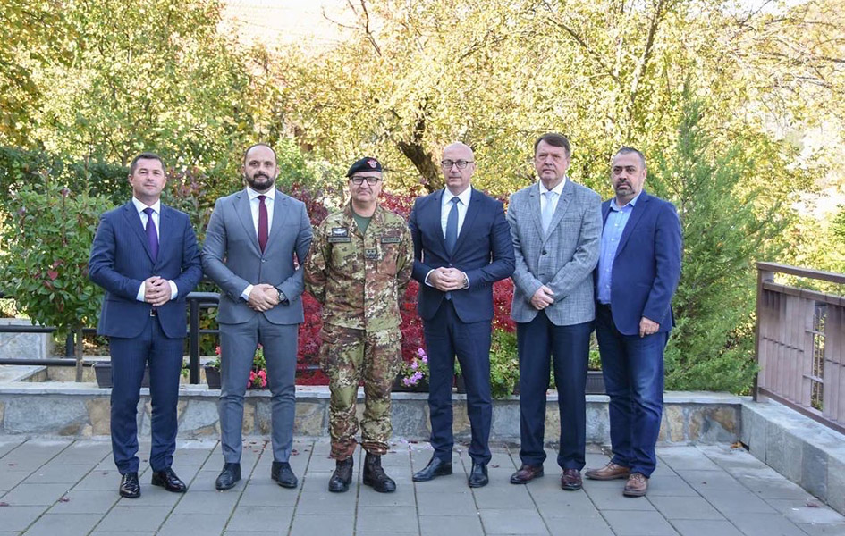Srpska lista sa komandantom KFOR-a o bezbednosnoj situaciji na severu