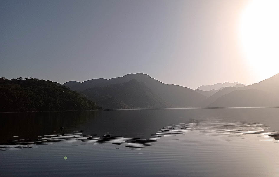 Vodovod prestao da puni Radonjićko jezero nakon što su farmeri prosuli mleko u Bistricu