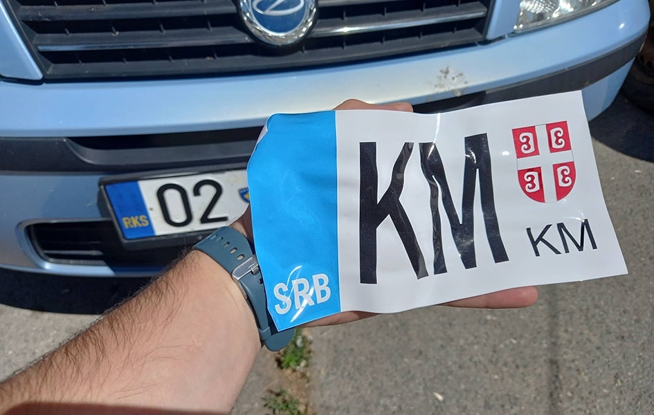 PKS: Suspendovano izdavanje srpskih registarskih oznaka za KiM