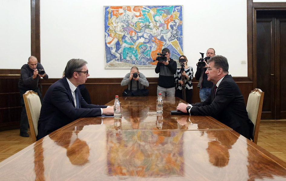 Vučić: Za konstruktivan dijalog