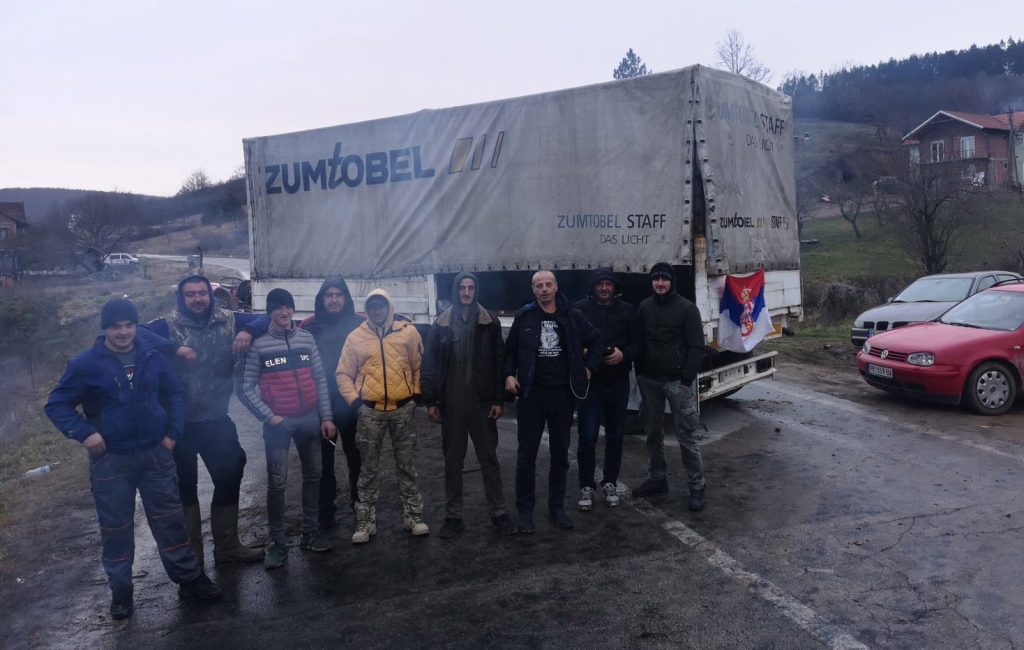 Prelaz Merdare i dalje zatvoren, barikade na severu ušle u 19. dan