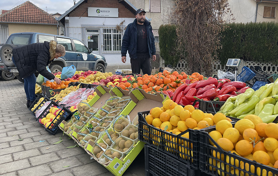 Pripreme za Božić, na pijaci raznovrsna ponuda