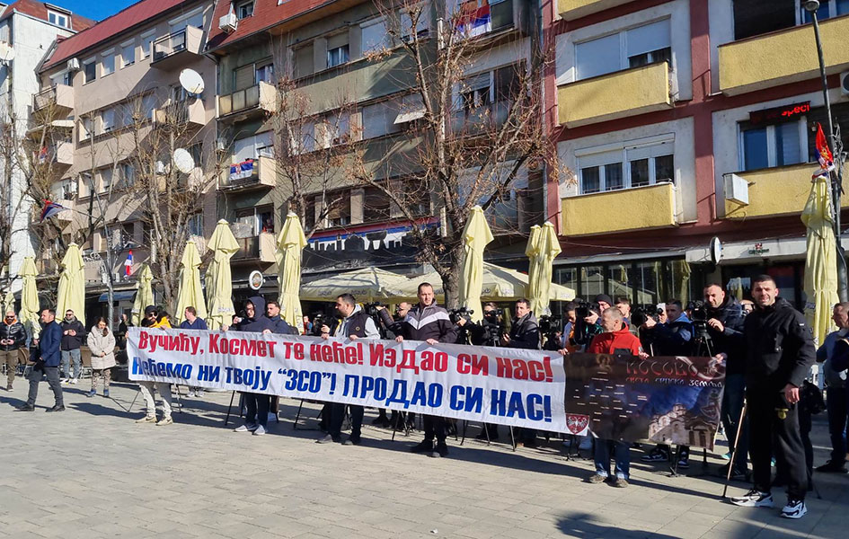 Srpska lista o učesnicima protesta u Mitrovici: Žele pozicije od Kurtija