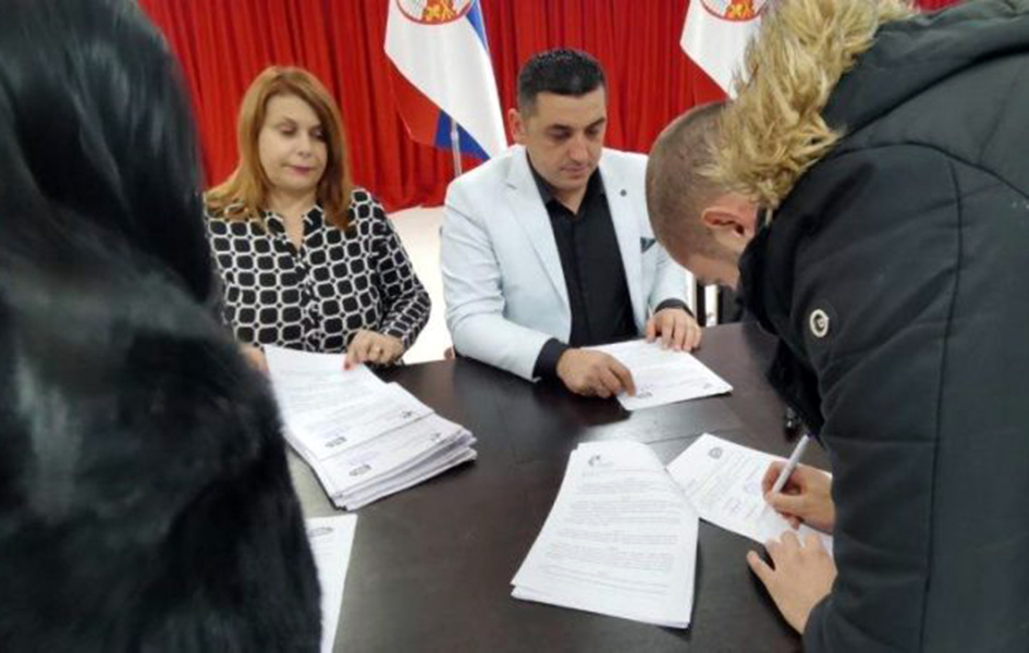 Ugovori za 30 mladih ljudi u okviru programa „Moja prva plata“