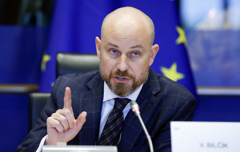 Bilčik: Srbija mora da napravi jasne izbore