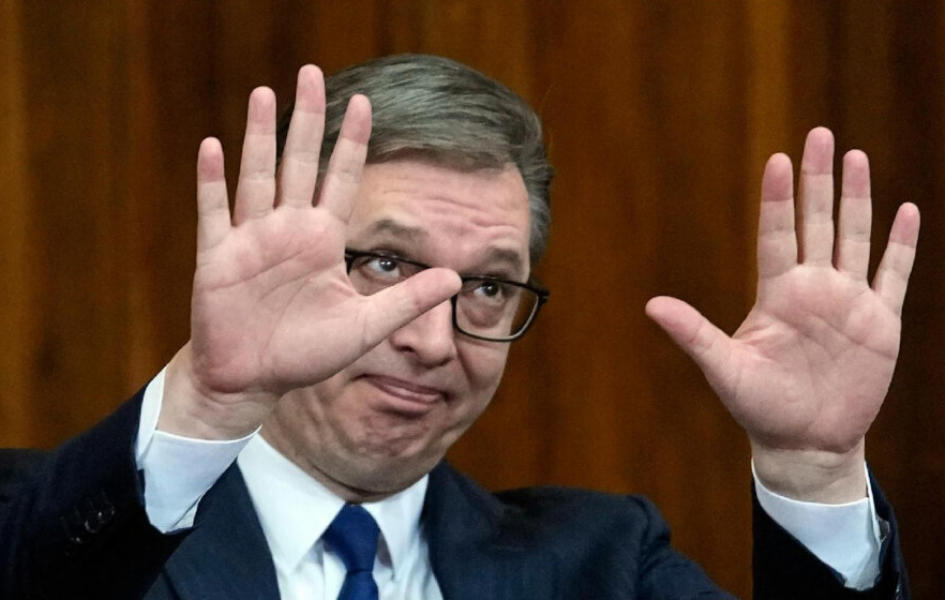 AP: Populistički predsednik neprijateljski dočekan od desničarske opozicije u parlamentu