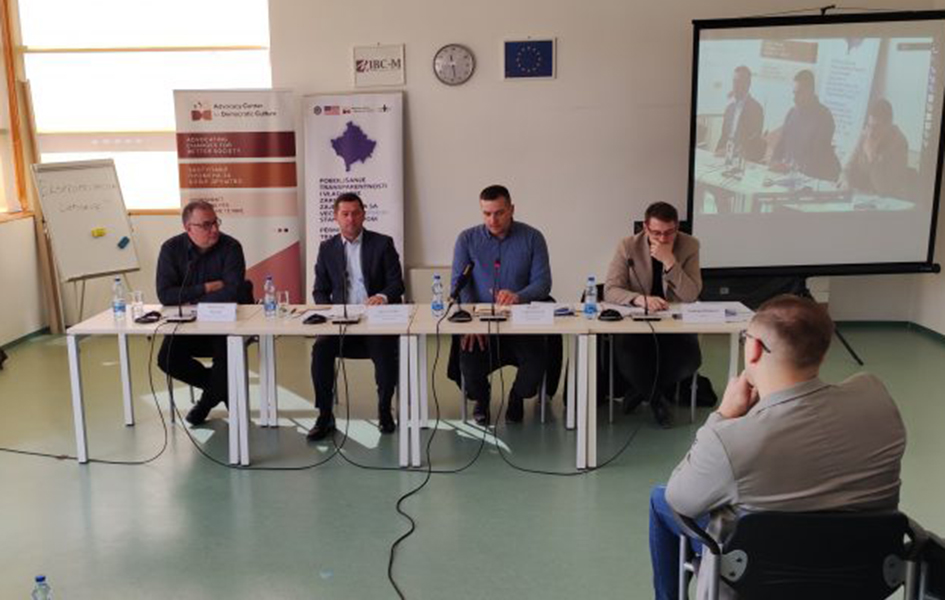Javna debata “Eksproprijacija na severu Kosova” Detalj sa debate (Foto Radio Mitrovica Sever)