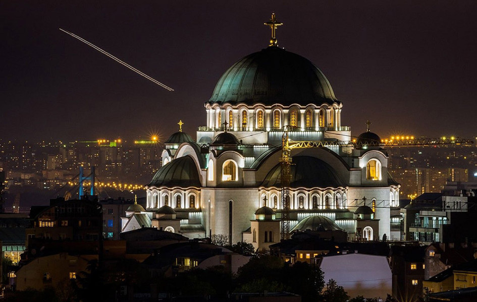 Molebani u Beogradu za vernike i svetinje na Kosovu Hram Svetog Save na Vračaru (Foto Interfast)