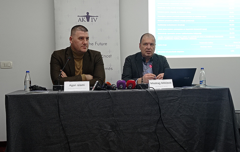 Srbi na severu se osećaju nebezbedno i većina ispitanika želi da ode. Veliko nepoverenje u Srpsku listu Agon Isljami i Miodrag Milićević (Foto Kim)