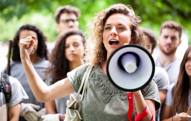 „Glas žena za mir u Srbiji i na Kosovu“ Ilustracija (Foto iStock)