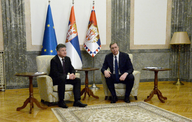 Vučić nakon sastanka sa Lajčakom: Formiranje ZSO preduslov za normalizaciju Miroslav Lajčak i Aleksandar Vučić (TANJUG/ZORAN ŽESTIĆ)