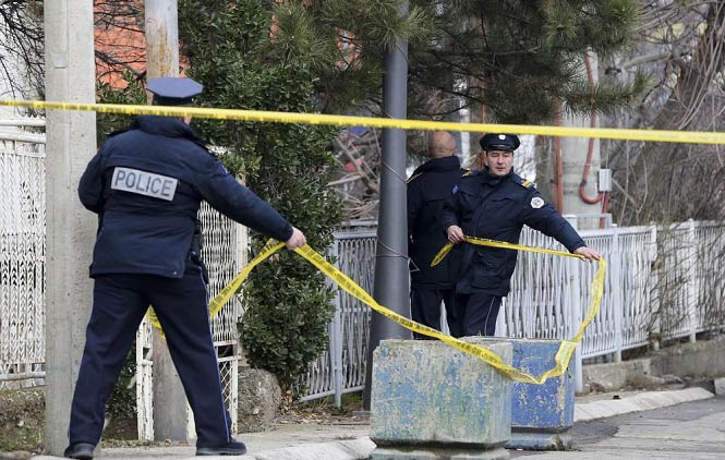 Milan Mihajlović osumnjičen za umešanost u ubistvo Ivanovića pušten iz pritvora Mesto ubistva Olivera Ivanovića (Foto AP)