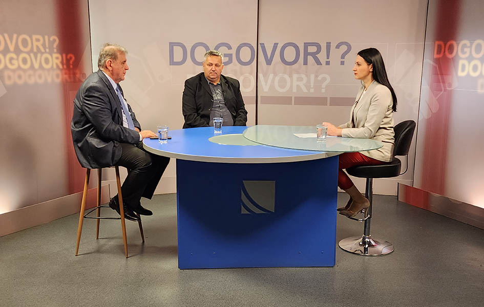 U Dogovoru večeras Srđan Simonović i Nedžmedin Spahiu Nedžemdin Spahiu i Srđan Simonović u Dogovoru (Foto B.Ćirković, Kim)
