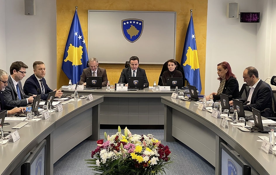 Vlada Kosova usvojila nacrt zakona o osnivanju vojno-obaveštajne agencije Sednica Vlade Kosova (Foto Kim arhiva)