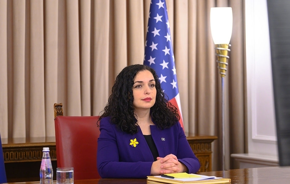 Osmani virtuelno na Drugom samitu za demokratiju Vjosa Osmani (Foto Kabinet predsednice Kosova)