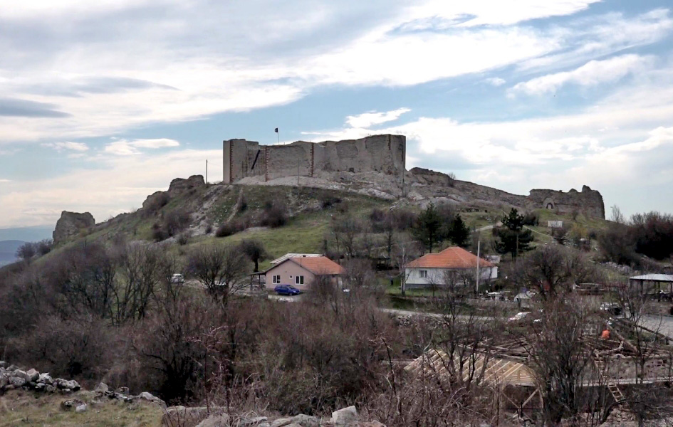 Novo Brdo: Ljudi odlaze ali ne i nada da će doći bolja vremena Novo Brdo (Foto Radio Goraždevac)