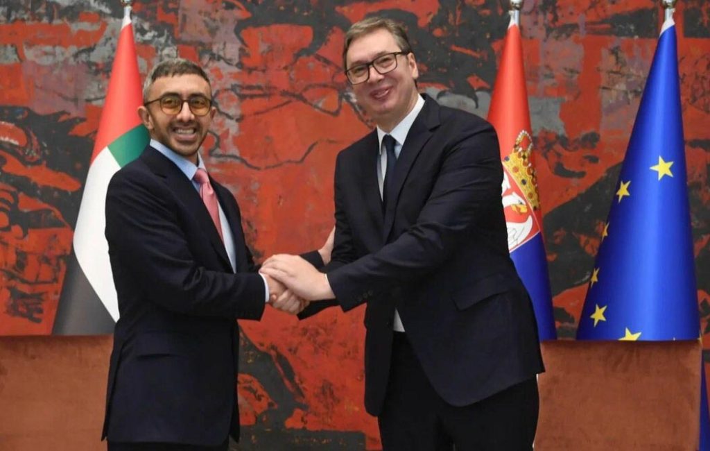 Vučić: Ukazao sam Bin Zajidu šta je ono što Beograd može da prihvati Abdulah bin Zajed al Nahjan i Aleksandar Vučić (Foto Instagram/buducnostsrbijeav)