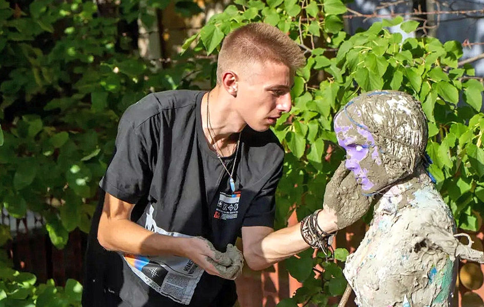 Izložba grafika kao kritika potrošačkog društva Stefan Boškoćević (Foto PKC ''Akvarijus'')