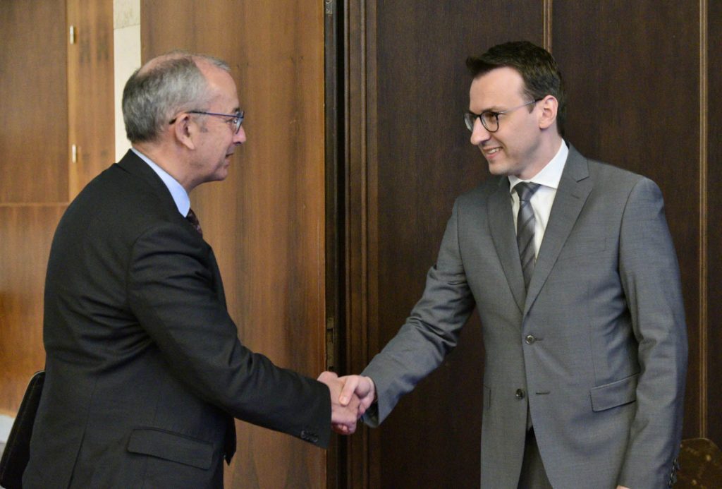Majkl Davenport i Petar Petković (Foto Kancelarija za KiM)