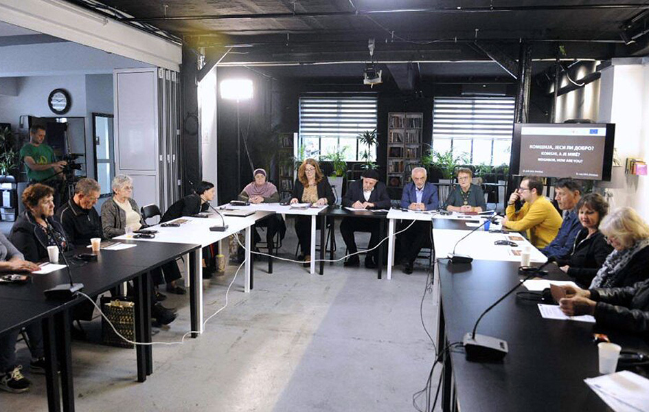 Dijalog Beograda i Prištine: „Komšija, jesi li dobro“ Detalj sa okruglog stola ''Komšija, jesi li dobro?'' u Beogradu (Foto FoNet/Ana Paunković)