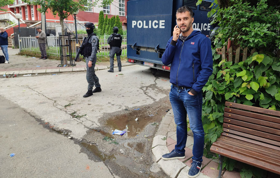 Savo Manojlović na Kosovu: Došao sam iz solidarnosti sa narodom Savo Manojlović u Zvečanu (Foto Kim)