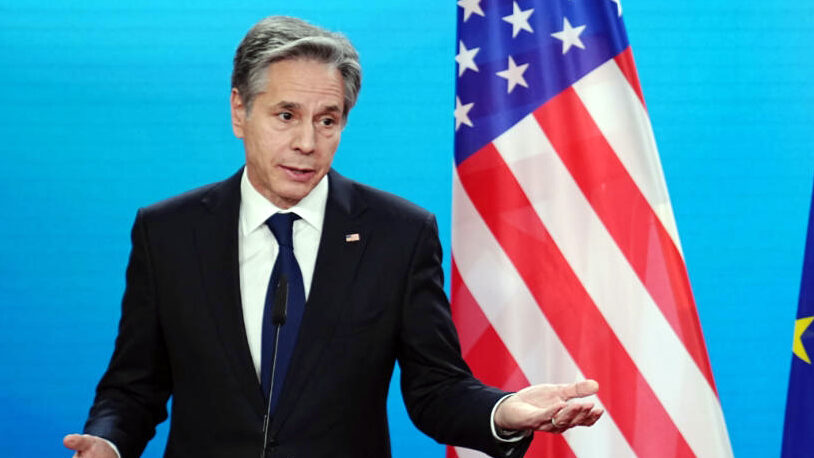 Blinken u Tirani, SAD nazivaju Albaniju „ključnim partnerom na Balkanu“ Američki državni sekretar Entoni Blinken (Foto Kej Nitfeld/dpa-Pool/dpa)