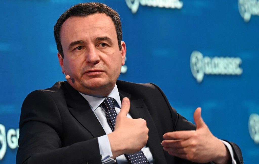 Aljbin Kurti na forumu u Slovačkoj (Foto AFP)