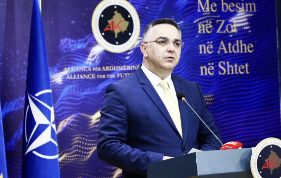 ABK traži izglasavanje nepoverenja Kurtijevoj vladi Besnik Tahiri (Foto Gazeta Express)