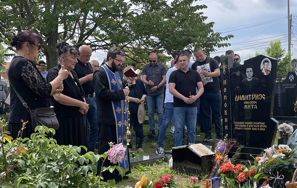 „Dimitrije Popović je najčistija žrtva koja je pala u miru“ Pomen Dimitriju Popoviću na gračaničkom groblju (Foto Kim)