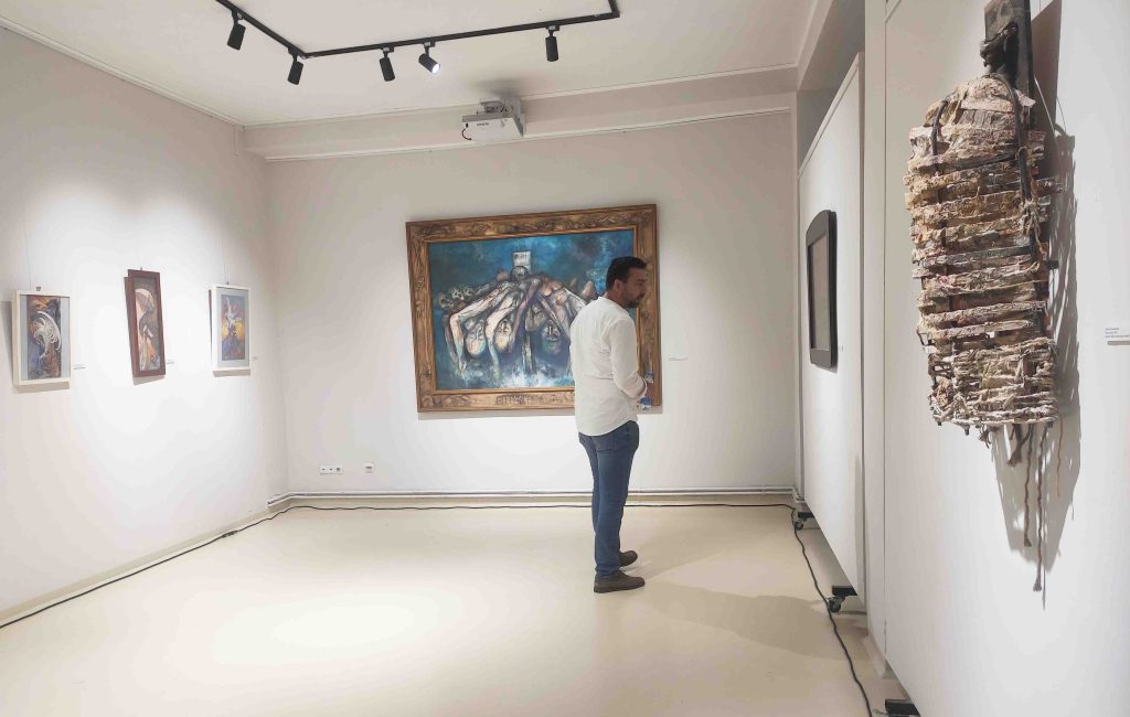 Vidovdanske svečanosti otvorene izložbom „U slavu svetlosti“ Detalj sa izložbe ''U slavu svetlosti - jedan izbor iz kolekcije Galerije Matice srpske'' (Foto Kim)
