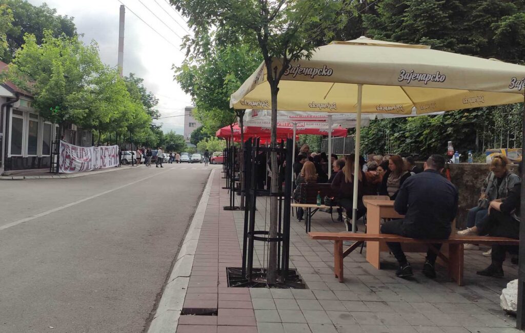 Građani na severu i danas nastavljaju proteste