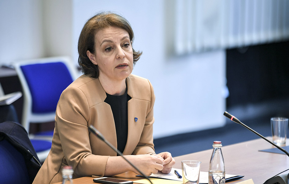 Gervala Borelu: Da li EU poziva na nekažnjivost onih koji su napali NATO?