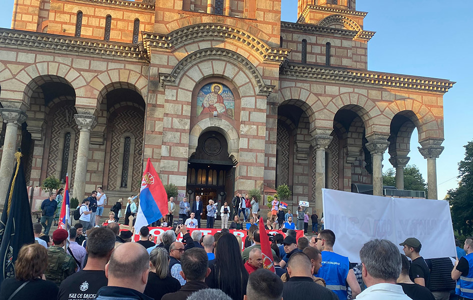 Beograd: Skup podrške Srbima sa Kosova ispred Crkve Svetog Marka